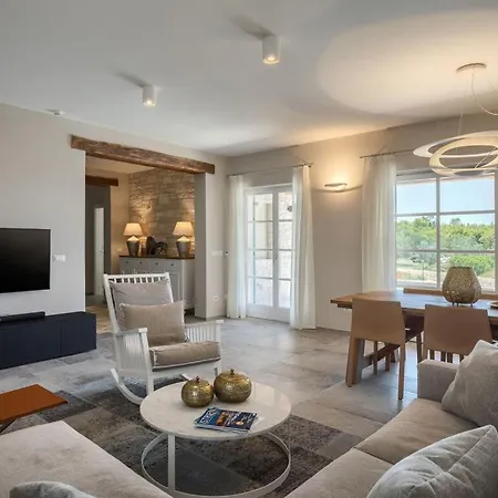 Julia Porec Comfortable Hotel 3*